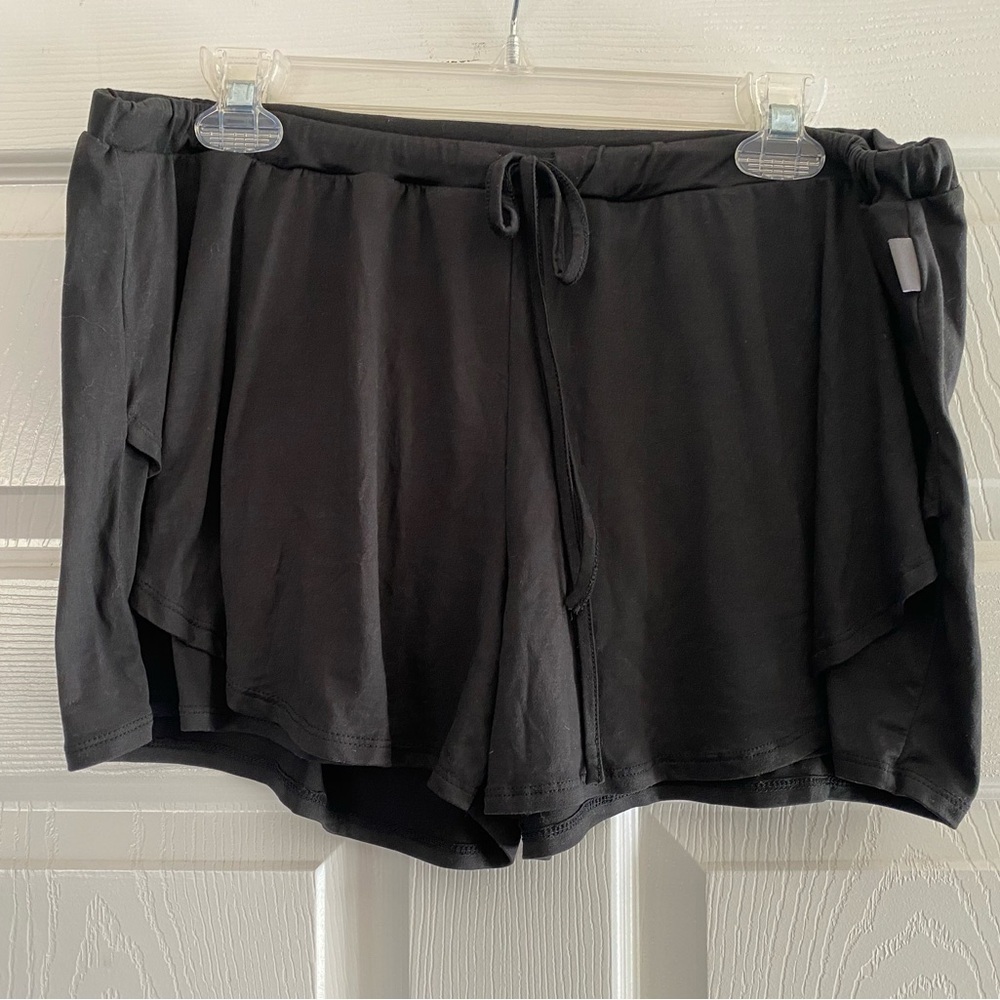 Vince Camuto Black‎ Shorts Size X-Large